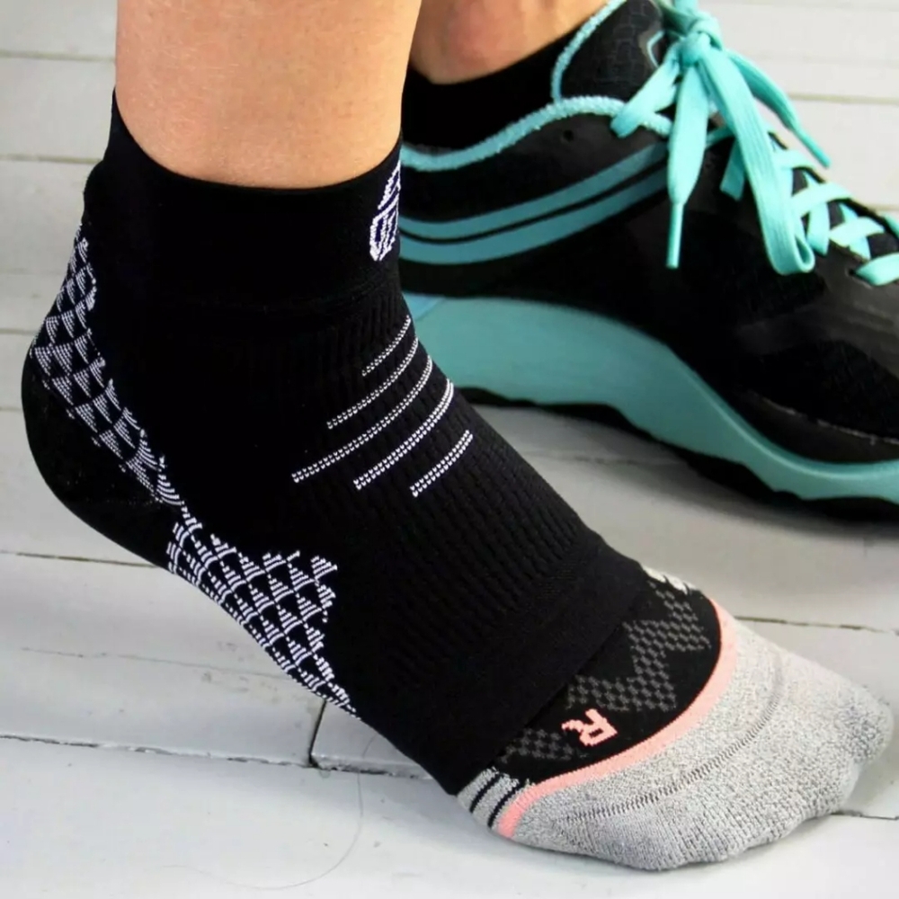 New Plantar Fasciitis Compression Foot Sleeve Large